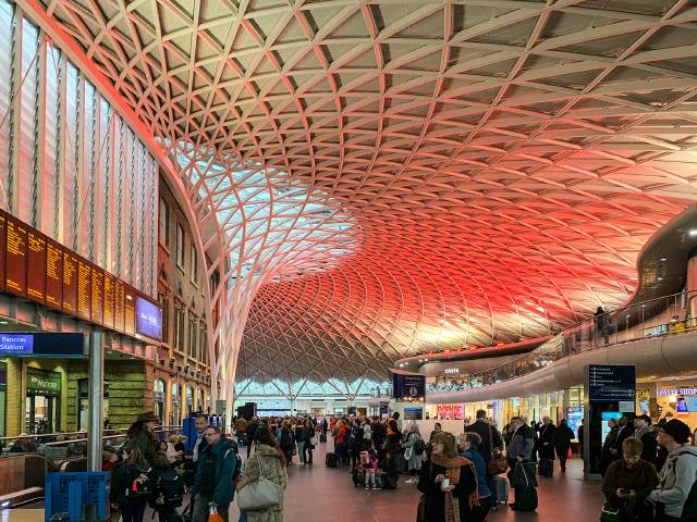 리노베이션 된 킹스크로스역 중앙홀 /사진제공=김정후 박사