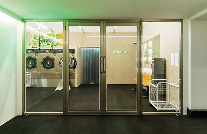 올리비아 에르랭어의 〈이다, 이다, 이다!〉의 전시 풍경.