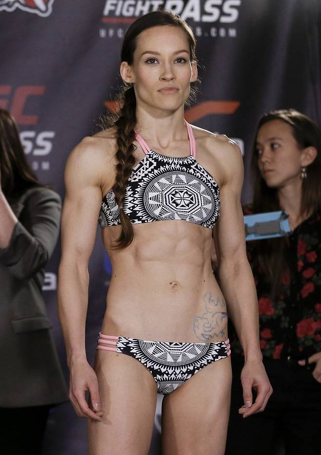 ▲ 한국계 여성 파이터 진 유 프레이가 UFC와 계약했다.