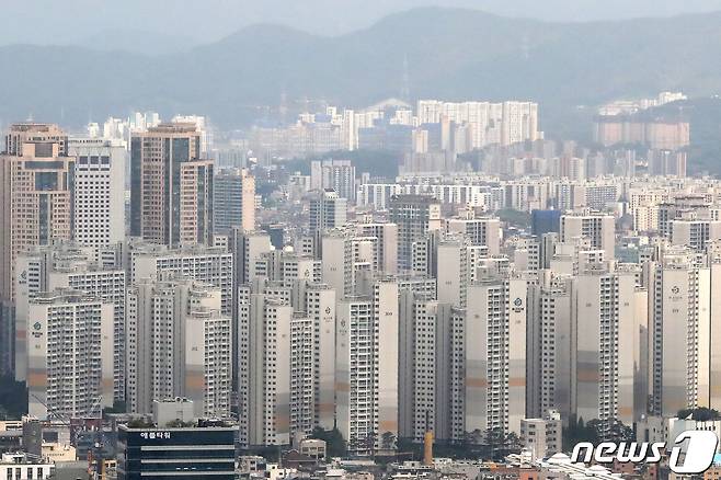 19일 서울 송파구 아파트 단지 모습. 2020.6.19/뉴스1 © News1 임세영 기자