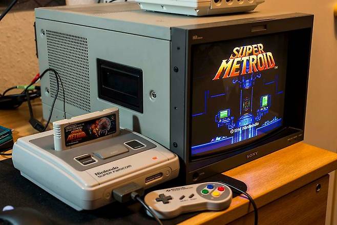 소니 BVM에 슈퍼패미콤 연결