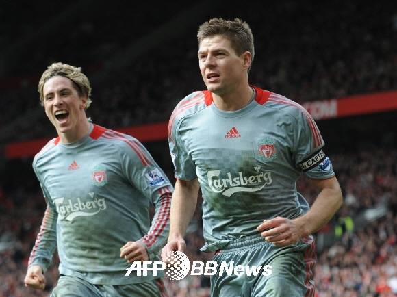 클롭 이전 리버풀을 지탱한 스티븐 제라드. ⓒAFPBBNews = News1