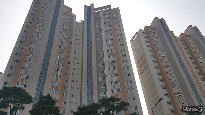 최근 부천, 수원 팔달구, 용인 기흥구가 일산 아파트값을 제친 것으로 나타났다. 사진은 ‘부천소사역 푸르지오’. /사진=김창성 기자