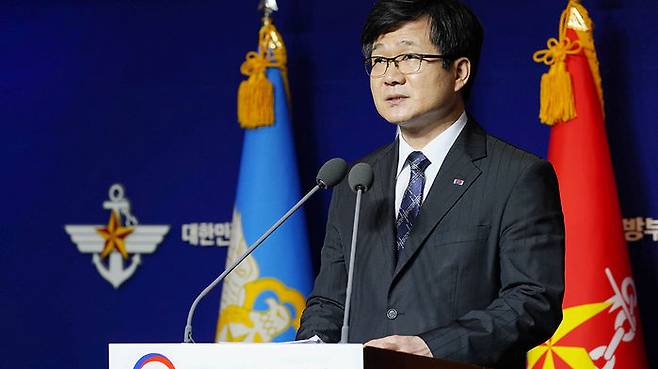 6월 25일 강은호 방위사업청 차장 브리핑 당시 모습 (사진=국방부 제공, 연합뉴스)