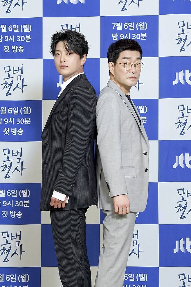 손현주(오른쪽)와 장승조 / 사진=JTBC 제공