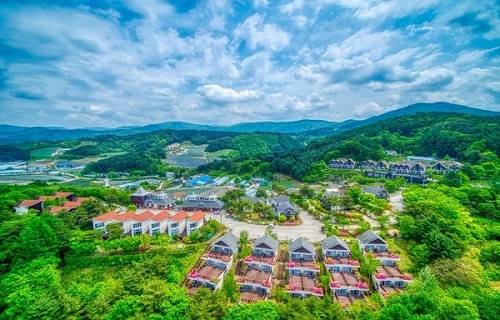 한미금융그룹 보유, 횡성 유럽풍 펜션형 리조트 횡성 ‘클럽캐슬’ / 사진제공 = 한미금융그룹