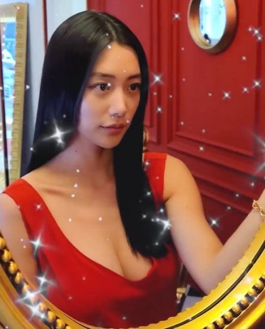 클라라 인스타그램