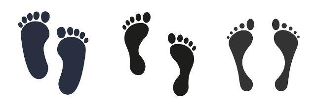 (왼쪽부터) 발 안쪽까지 지면에 닿는 평발, 정상 발, 바깥 쪽에만 체중이 실리는 요족. 게티이미지뱅크