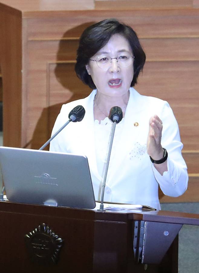 7월 22일 추미애 법무부 장관 국회 대정부 질문 출석