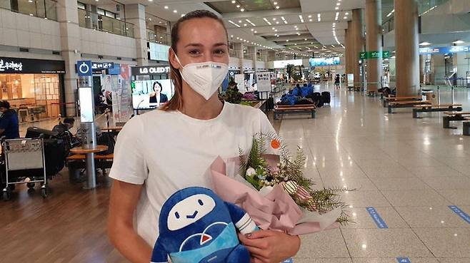 여자배구 기업은행 새 외국인 공격수 라자레바