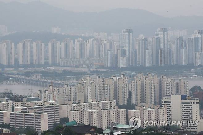 남산에서 본 서초구, 용산구 일대 [연합뉴스 자료사진]