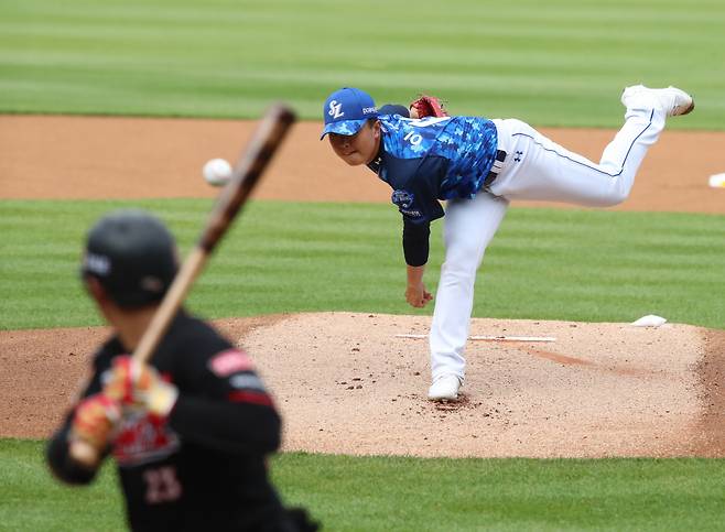 '2020 신한은행 SOL KBO 리그' 삼성-KT

삼성 더블헤더 2차전 선발투수 신인 이승민

2020년 6월 13일

대구 삼성 라이온즈 파크

사진제공=삼성라이온즈