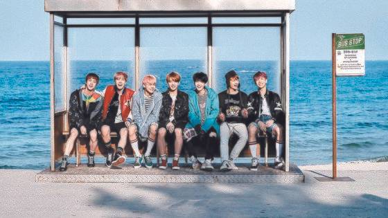 방탄소년단 '유 네버 워크 얼론' 앨범 사진 [사진 빅히트엔터테인먼트]
