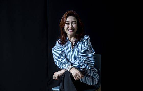 Singer Joo Hyun-mi poses for a photo. [KIM SEONG-RYONG]