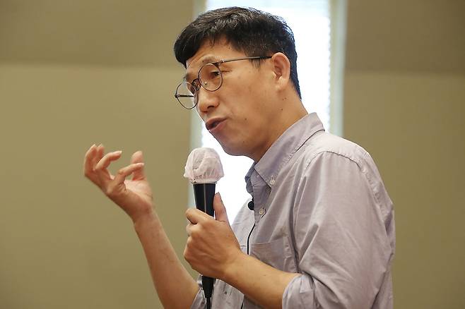 ⓒ연합뉴스진중권 전 동양대 교수는 최근 보수의 확장을 성공시키는 방법에 대해 칼럼을 썼다.