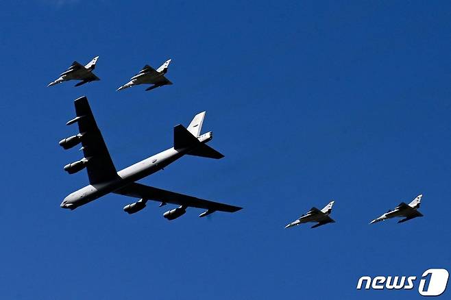 미국 B-52 전략폭격기. © AFP=뉴스1