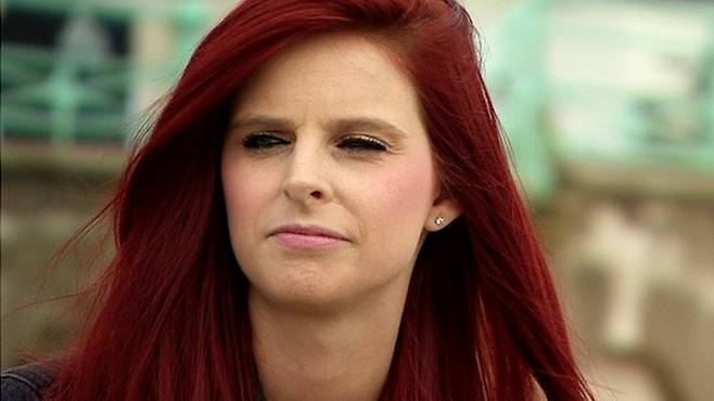 엘라 키이스는 아마존에서 임신 관련 상품을 판매했다