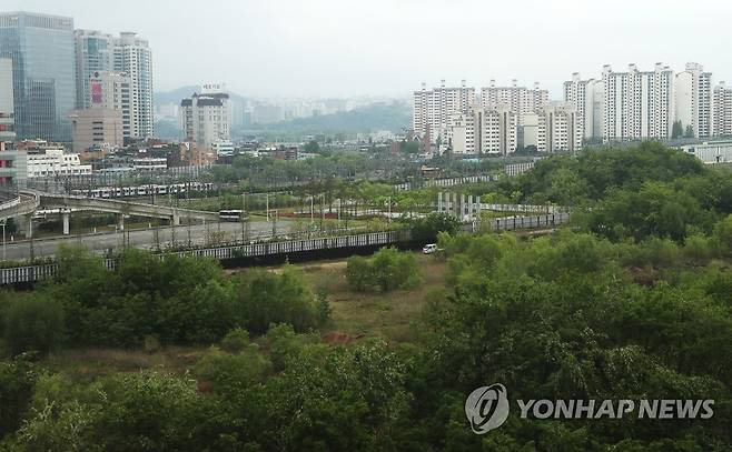 미니신도시 들어설 서울 용산역 철도 정비창 부지 [연합뉴스 자료사진]