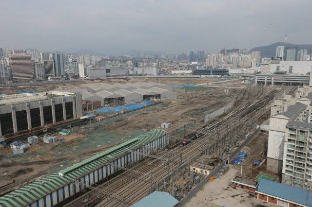 44만 2000㎡에 달하는 용산 차량철도기지 부지. 정부는 이 부지 일부에 8000채가량의 아파트를 건설할 예정이다.