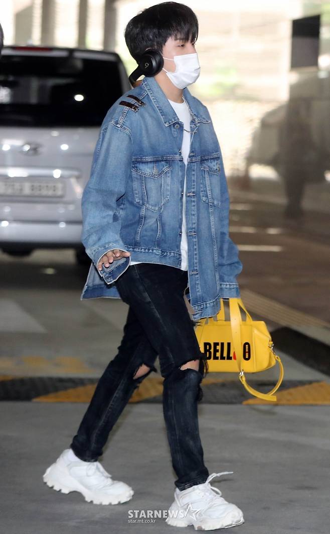 트레저 최현석 '노래들으며 출근중' [★포토]