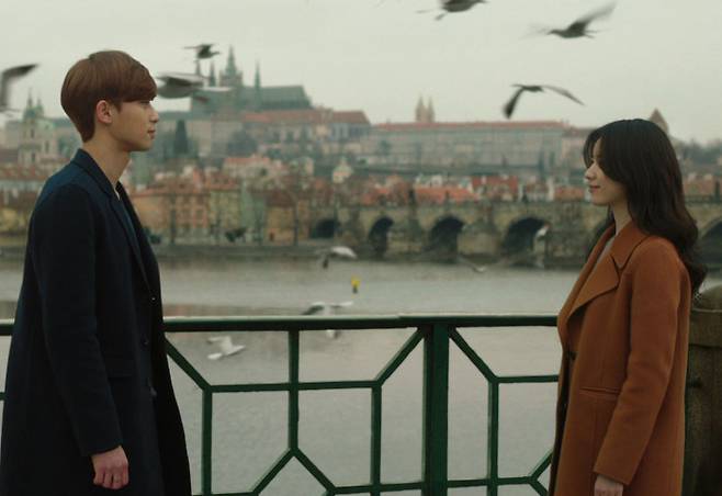 네이버 영화 〈뷰티 인사이드〉 스틸컷