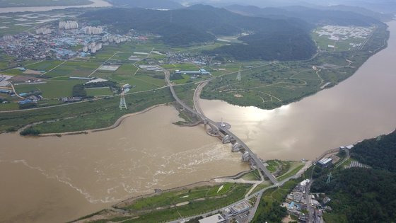 대구 달성군과 경북 고령군 사이에 있는 우륵교. [중앙포토]