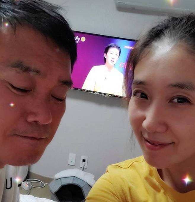 허윤아