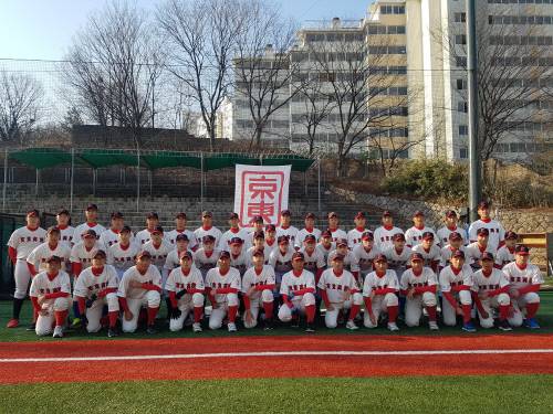 경동고등학교 야구부는 김철 감독 부임 후 비상을 노리고 있다. 제공 | KBSA