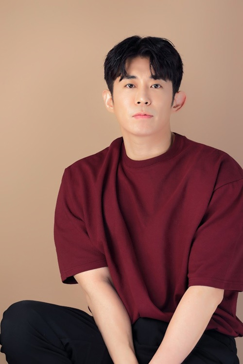 가수 견우가 오는 10월 4일 새 싱글 ‘마지막 노래’로 돌아온다. 사진= 레시피뮤직