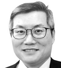 강명구 뉴욕시립대 바루크칼리지 정치경제학 종신교수