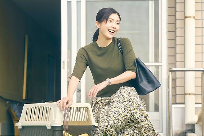 ▲ 다케우치 유코. 출처| '고양이 여행 리포트' 스틸