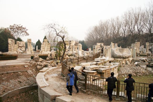 1860년 영국과 프랑스 연합군이 파괴한 원명원 서양루가 증거로 남았다. ⓒ최종명