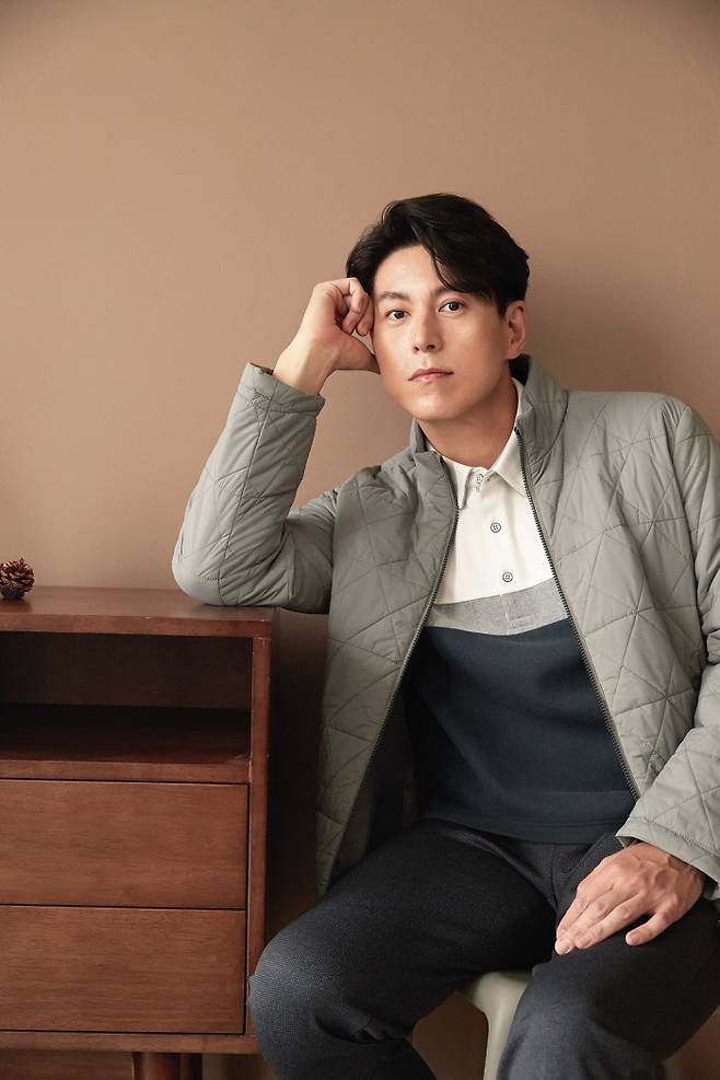 ‘신상출시 편스토랑’의 NEW 편셰프로 합류한 배우 류수영. 지센옴므 제공