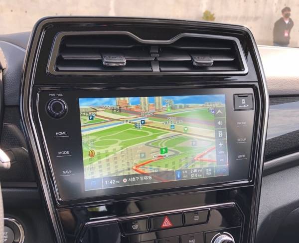 쌍용차 '티볼리 에어' 9인치 HD 인포테인먼트 디스플레이