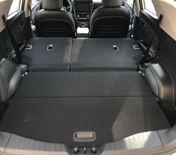 쌍용차 '티볼리 에어' 적재공간