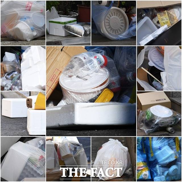 쉴 새 없이 배출되는 재활용 쓰레기들.