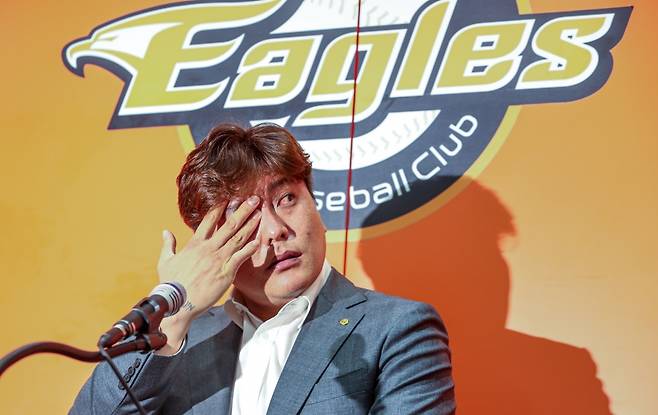 ▲ 은퇴 기자회견에 나선 한화 김태균. ⓒ연합뉴스