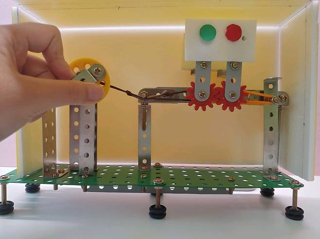 신호등 유리문 [충북도교육청 제공 재판매 및 DB금지]