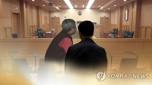 아들 살해한 노모 재판(CG) [연합뉴스TV 제공. 재판매 및 DB 금지]