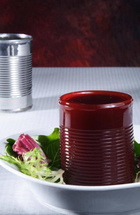 미국에서는 크랜베리를 설탕에 졸여 깡통 젤리로 만들어 메인 요리에 곁들인다. 게티이미지뱅크