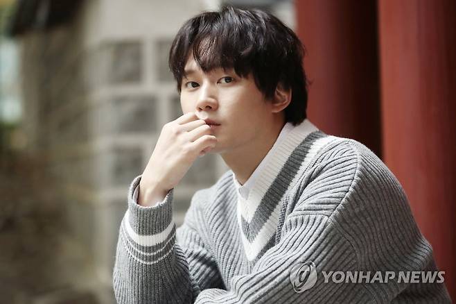 '청춘기록' 배우 권수현 (서울=연합뉴스) 진연수 기자 = tvN 드라마 '청춘기록'에 출연한 배우 권수현이 서울 종로구 수송동 연합뉴스에서 인터뷰에 앞서 포즈를 취하고 있다. 2020.11.7 jin90@yna.co.kr