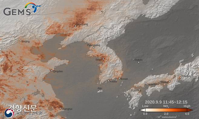 천리안2B호가 지난 9월 9일 촬영한 동아시아의 대기질 모습. 이산화질소 농도가 서울과 베이징 등 주요 대도시를 중심으로 고농도를 보이고 있다. 국립환경과학원 제공