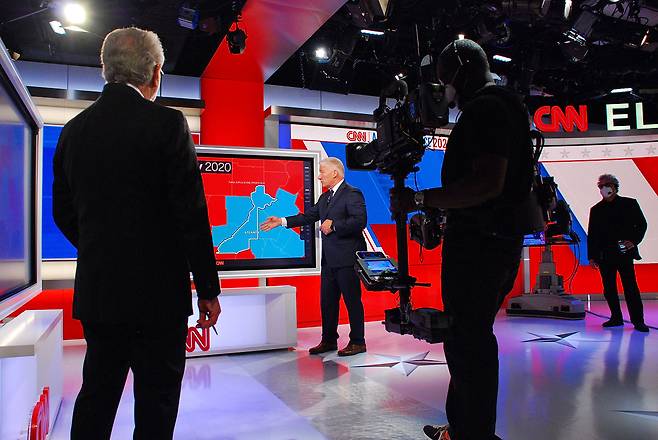 ⓒCNN 화면 갈무리11월3일 CNN의 미국 대선 개표방송 모습. 개표 결과와 여론조사 사이에 차이가 컸다.