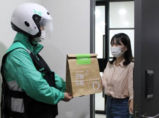 올리브영의 화장품 즉시 배달 서비스. (사진=CJ올리브영)