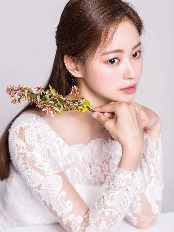 사진 : 보이드 바이 박철, 2021 TRENDY WEDDING HAIR & MAKE UP SHOP