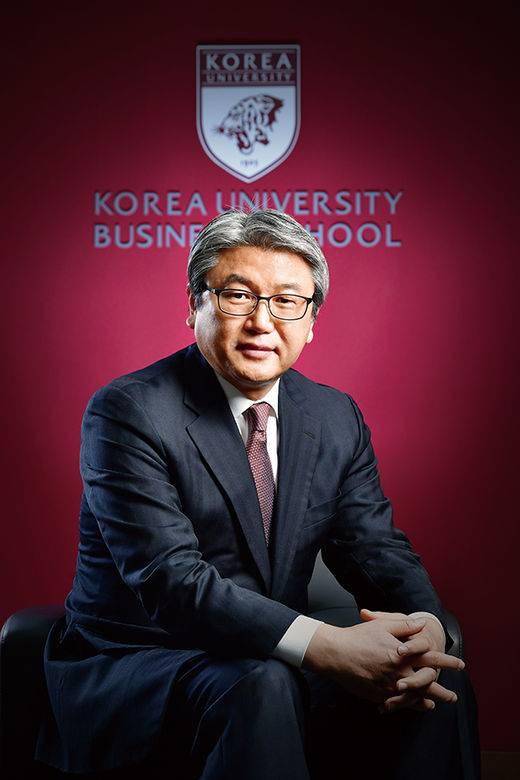 약력 : 고려대 경영학과 졸업, 일리노이대 경영학 석·박사, 1997년 한양대 경영대학 교수, 2008년 고려대 경영대학 교수, 2009년 고려대 경영대 부학장, 2018년 고려대 기업경영연구원 원장, 2020년 고려대 경영대학장(현).