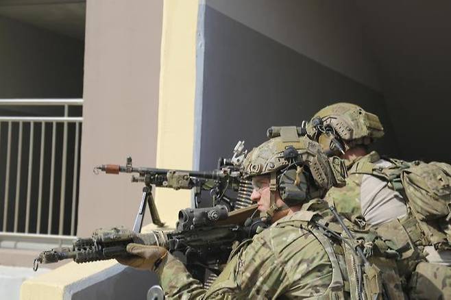 미군 장병들이 경기도 포천 캠프 로드리게스 훈련장에서 훈련을 하고 있다. 세계일보 자료사진