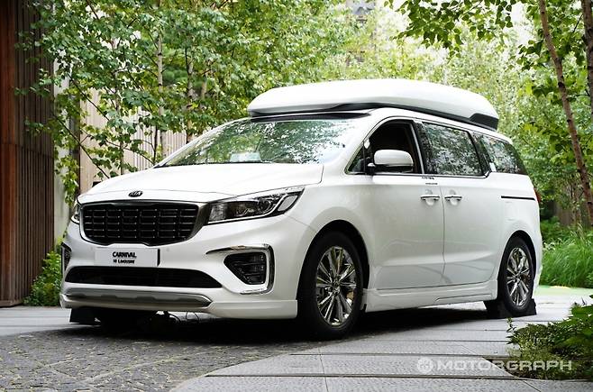 3세대 카니발 리무진