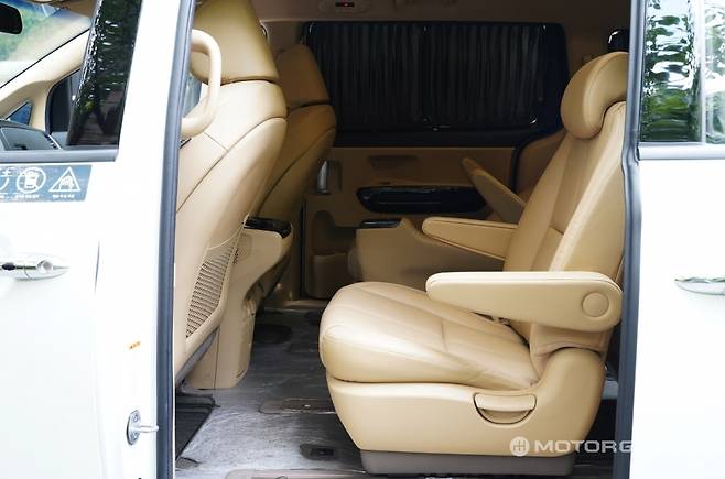 3세대 카니발 하이리무진