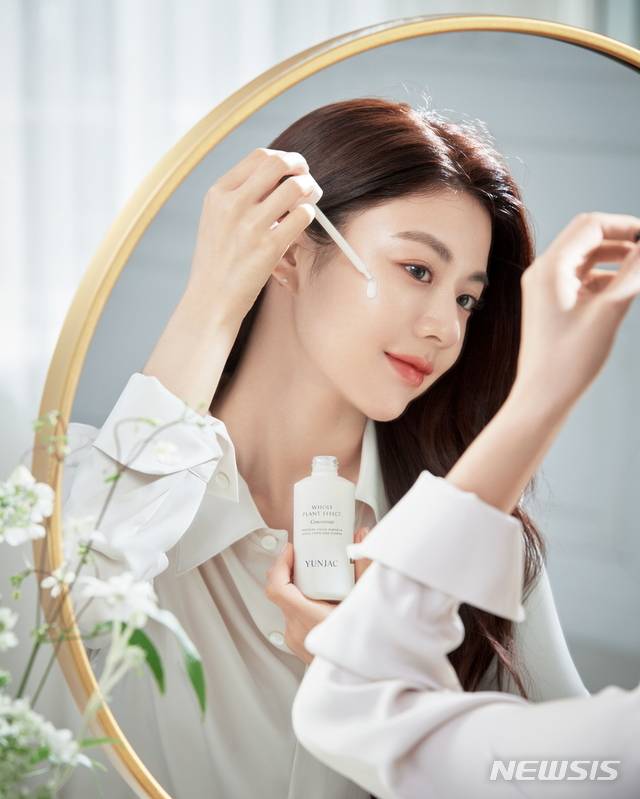 [서울=뉴시스]배우 고윤정 '연작' 화보